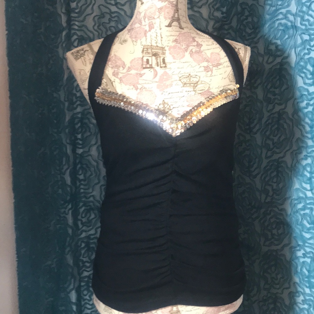 Backless sequin shirt